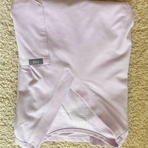 Figs V-Neck Scrub Top in Pale Lavender